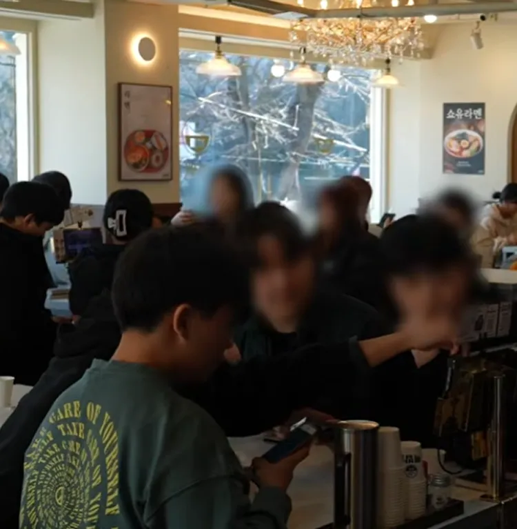 핵밥 매장 운영 현장