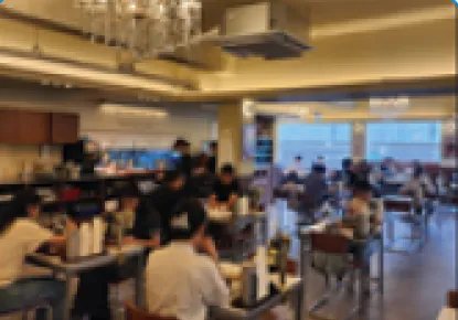 서울K점 2층 56평 매장 내부