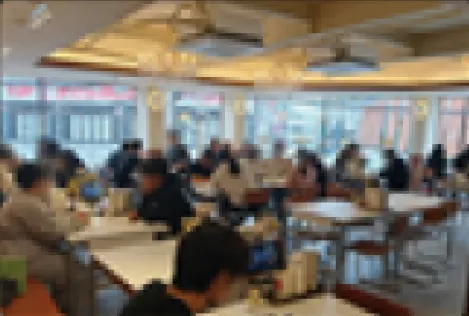 경기P점 2층 42평 매장 내부